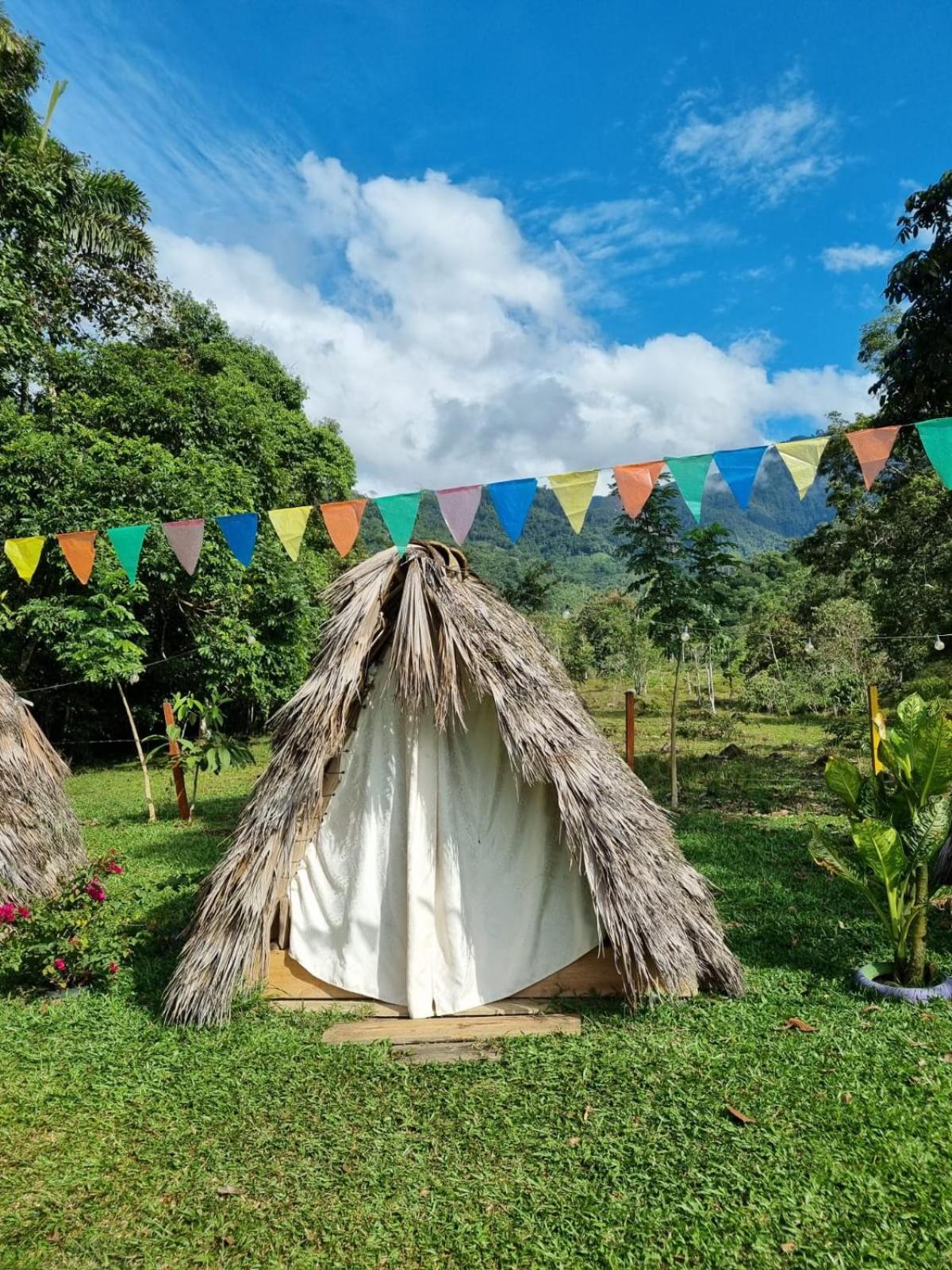 Rancho Porvenir Bed & Breakfast Mocoa Ngoại thất bức ảnh